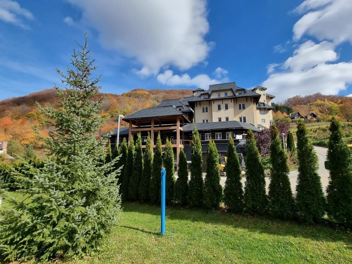 Planinsko Jutro - Brzece Centar Apartments, Kopaonik Ngoại thất bức ảnh